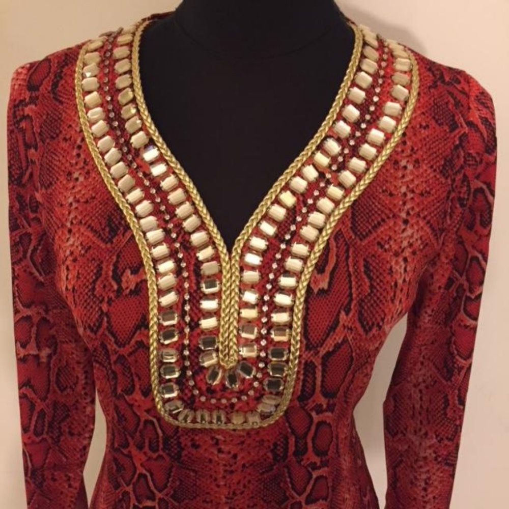 IMAN Orange & Black Jeweled V-Neckline w/Gold Piping Tunic Top Blouse SMALL NWT - Picture 3 of 8